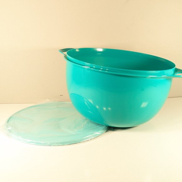 Retired 10L TUPPERWARE Thatsa Mega Bowl, large mixing bowl Teal / light blue - Picture 7 of 9